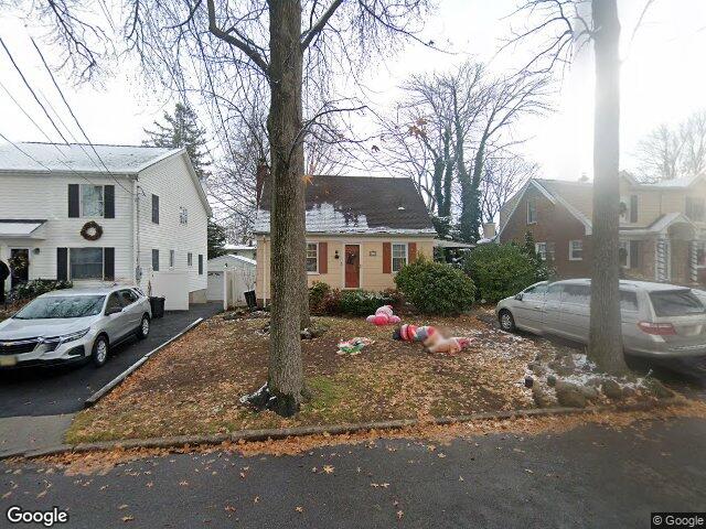 842 grant ave, maywood,  NJ 07607