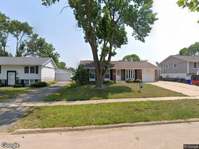 213 hanover rd sw, cedar rapids,  IA 52404