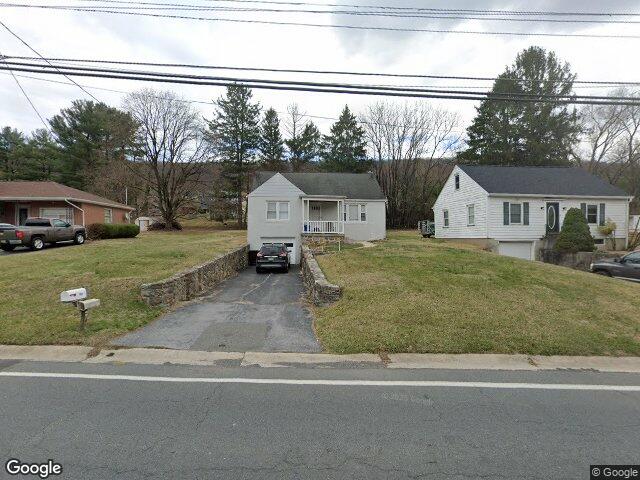1034 butter ln, reading,  PA 19606
