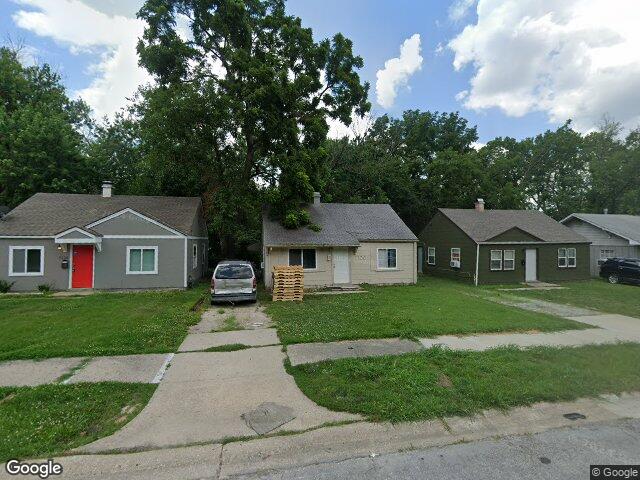 7120 wayne ave, kansas city,  MO 64131