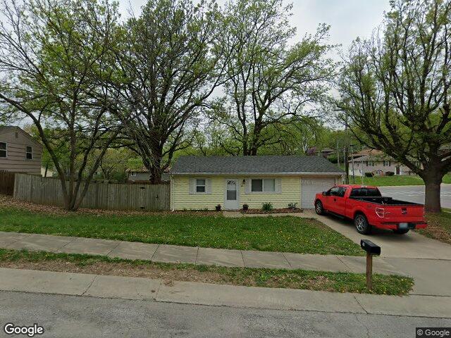 311 nw 63rd ter, kansas city,  MO 64118