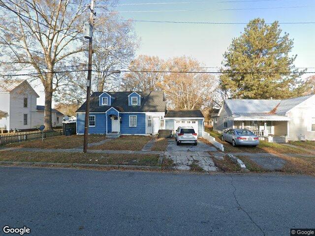 403 n webb st, selma,  NC 27576
