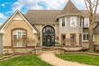 8021 clearwater dr, kansas city,  MO 64152