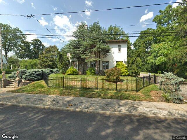3 serafin pl, glen rock,  NJ 07452