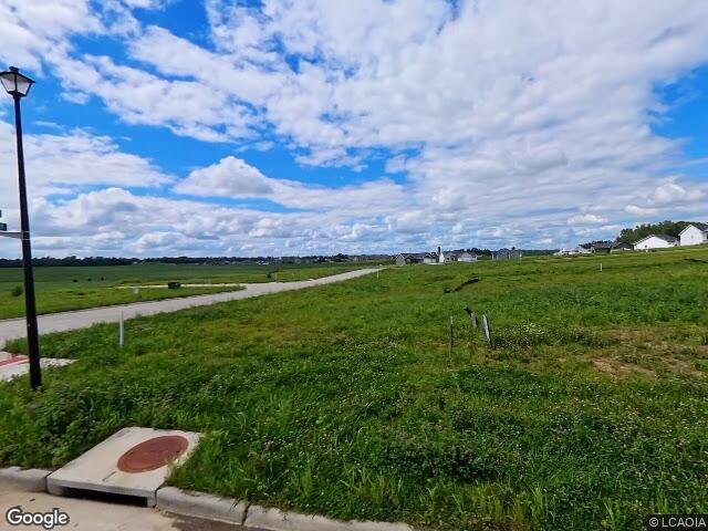 3319 center ct, cedar rapids,  IA 52411