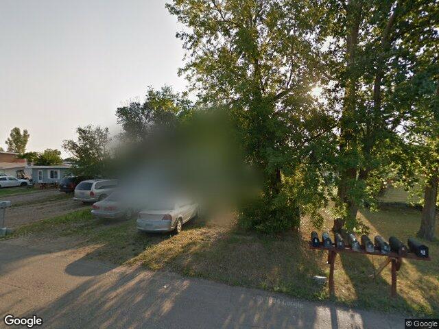 1005 43rd st se, minot,  ND 58701