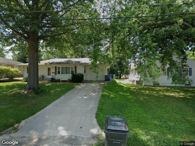 637 grant wood dr se, cedar rapids,  IA 52403