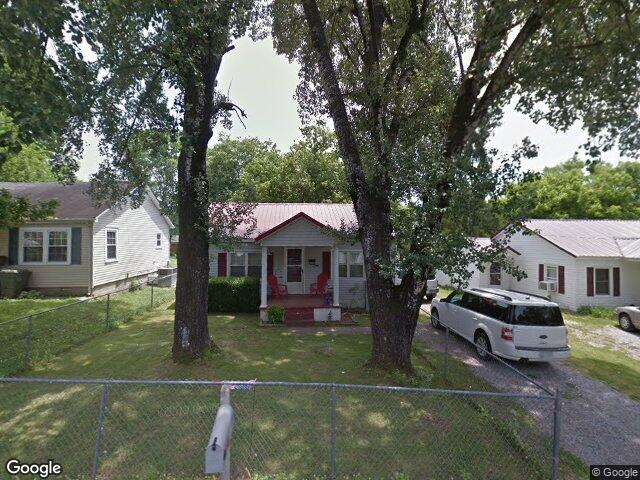 514 hayes ave, lawrenceburg,  TN 38464