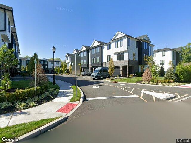28 skye dr, paramus,  NJ 07652