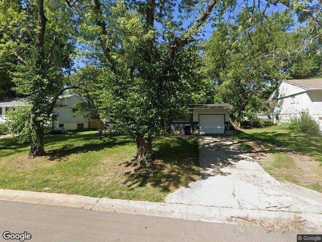 9408 farley ave, kansas city,  MO 64138