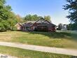 100 dene dr, columbia,  MO 65201