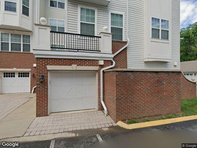 9204 charleston dr #404, manassas,  VA 20110