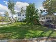 1971 b ave ne, cedar rapids,  IA 52402