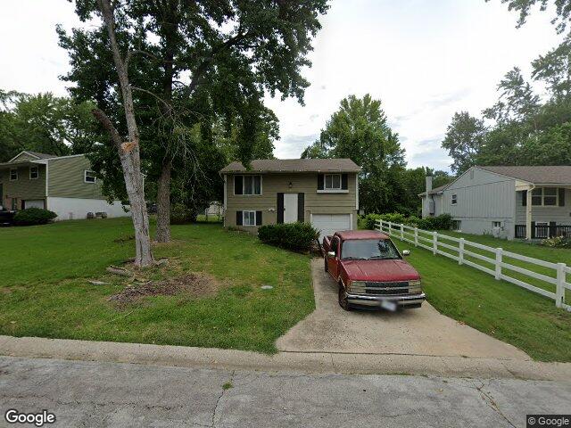 8632 e 97th ter, kansas city,  MO 64134