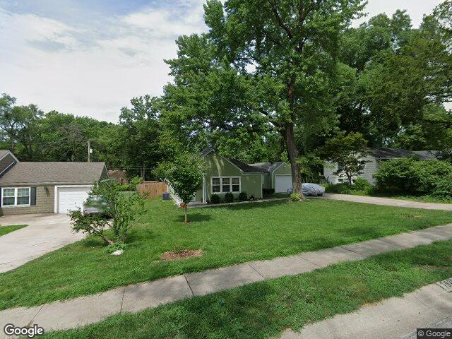 7028 dearborn st, overland park,  KS 66204