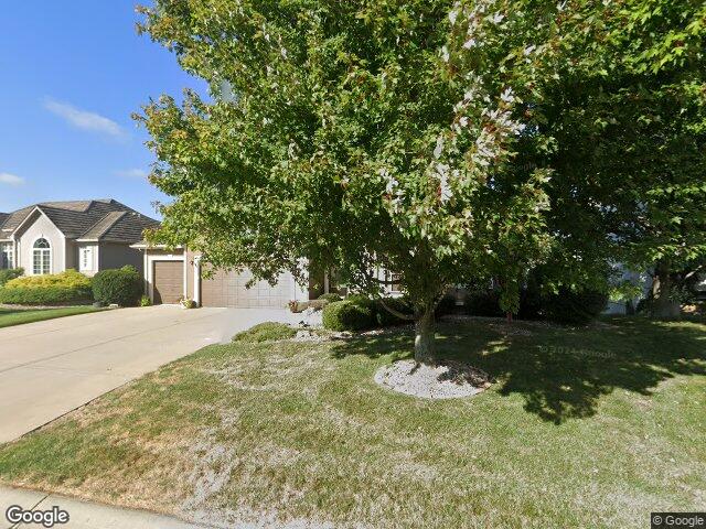2716 sw arthur dr, lees summit,  MO 64082