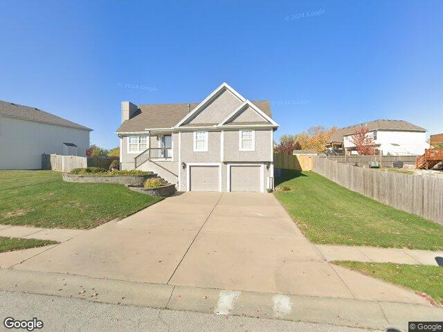 8120 n myrtle ave, kansas city,  MO 64119