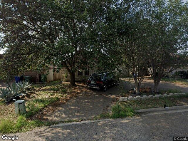1608 sherwood dr, laredo,  TX 78045