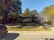 7344 oak st, kansas city,  MO 64114