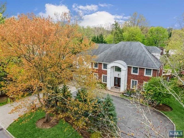 306 hutchinson rd, englewood,  NJ 07631