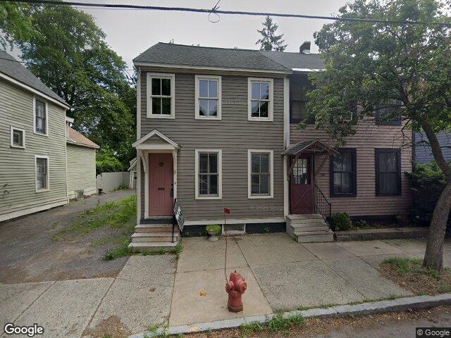 137 front street #apt 208, schenectady,  NY 12305