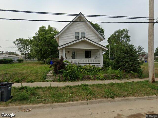 619 i ave nw, cedar rapids,  IA 52405