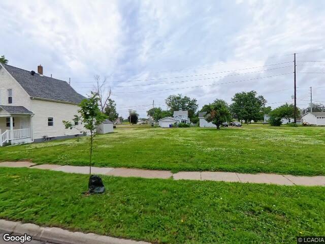 1337 ellis blvd nw, cedar rapids,  IA 52405