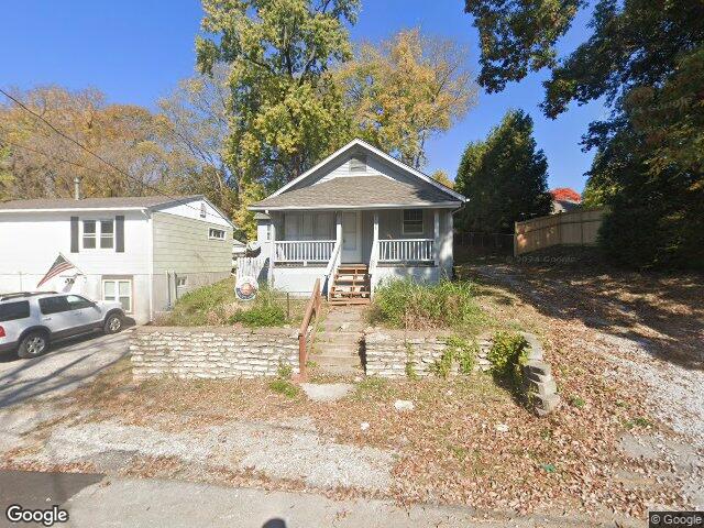 2608 lyons st, kansas city,  MO 64117