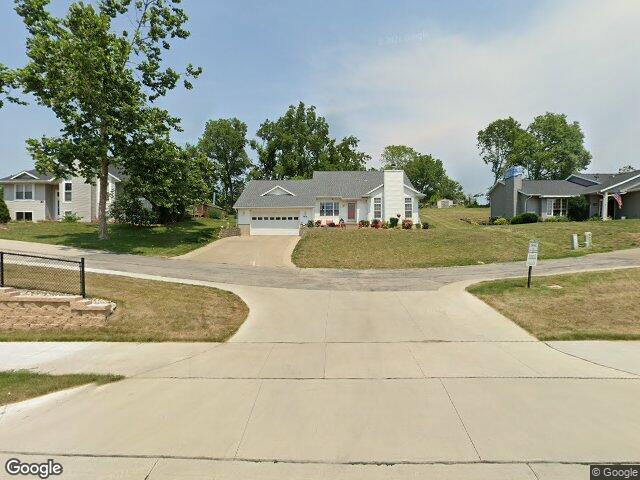 1624 o ave nw, cedar rapids,  IA 52405