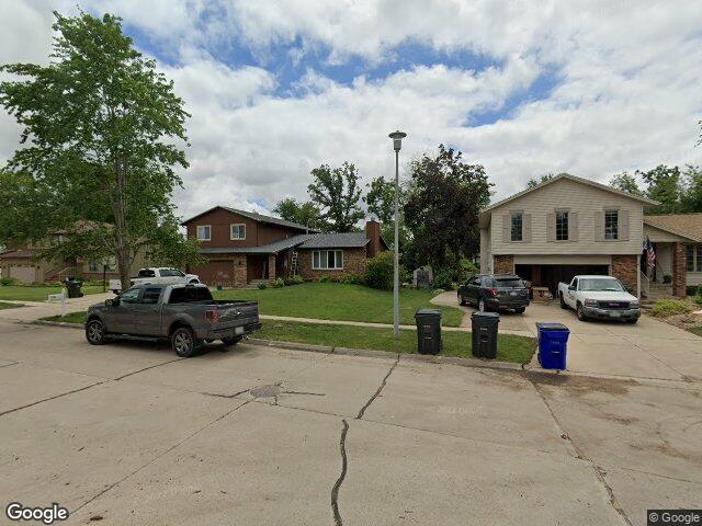 2195 david ct ne, cedar rapids,  IA 52402