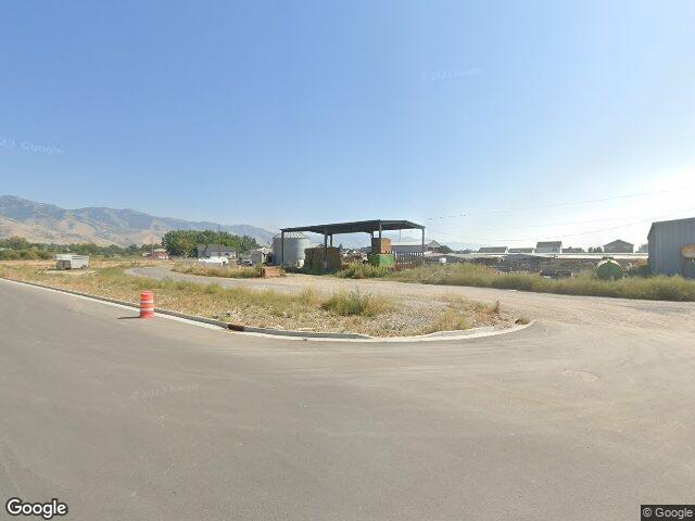 698 w 650 n #640, smithfield,  UT 84335