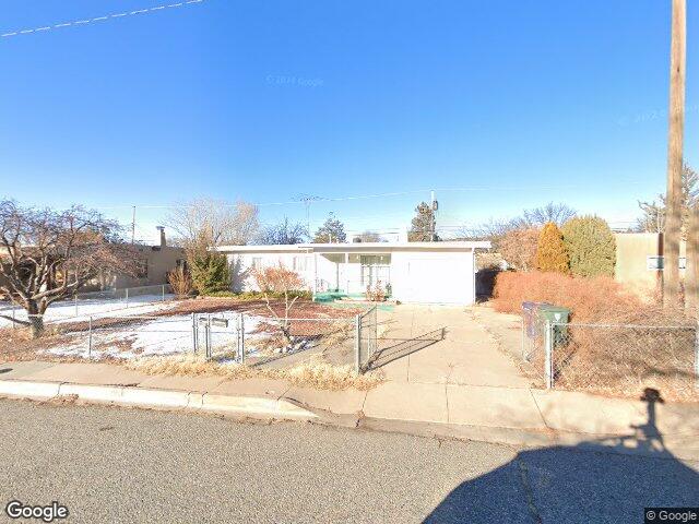 140 rio seco, santa fe,  NM 87501