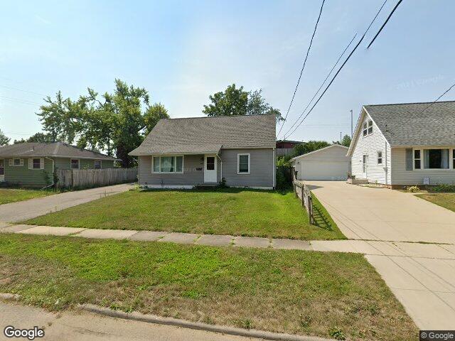 3407 h ave nw, cedar rapids,  IA 52405