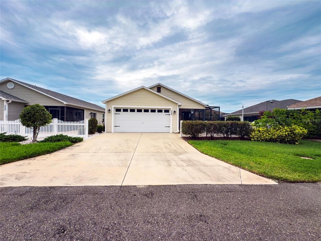 3021 beard rd, the villages,  FL 32163