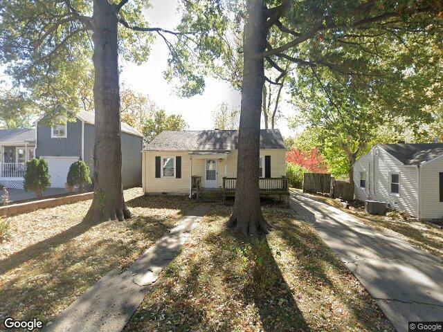 1225 ne 43rd st, kansas city,  MO 64116