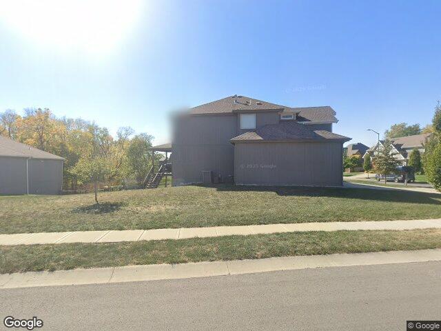 9816 n overton avenue, kansas city,  MO 64157