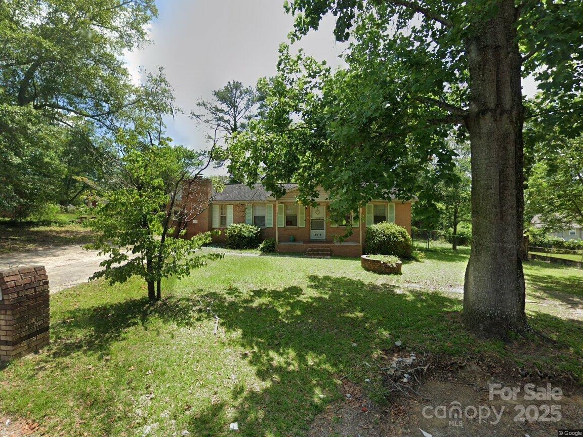 826 armour st, columbia,  SC 29203