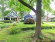 7620 grand ave, kansas city,  MO 64114