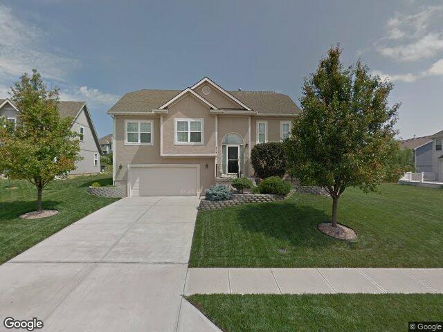 414 killarney ln, smithville,  MO 64089