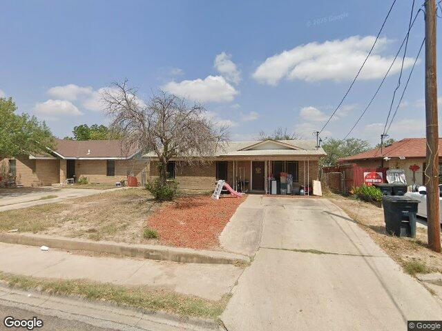 1665 cristin dr, eagle pass,  TX 78852
