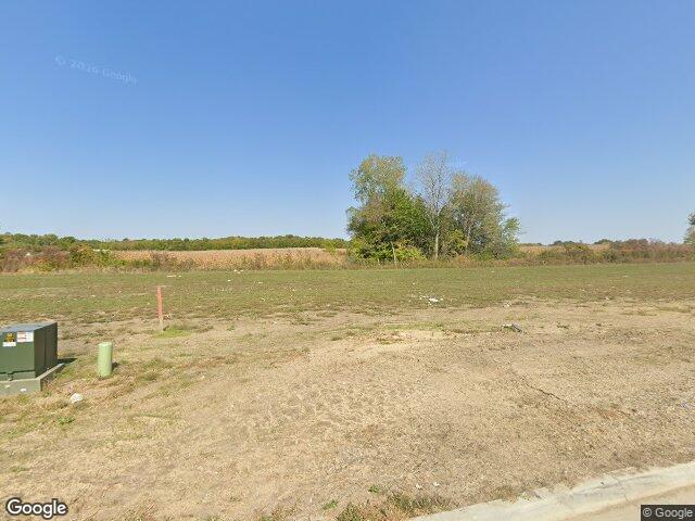 1806 halls creek ave, raymore,  MO 64083