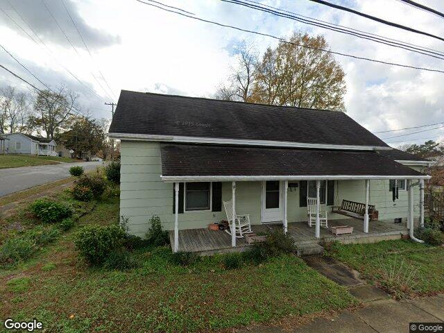 303 w 2nd st, clayton,  NC 27520