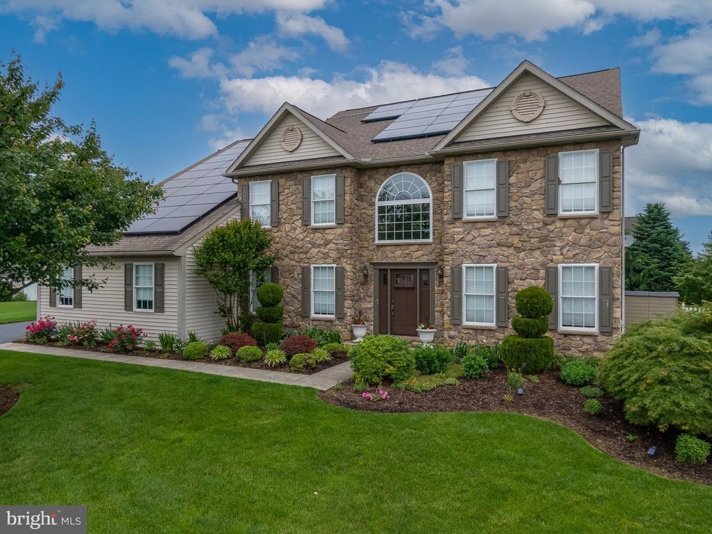 58 pacific ave, reading,  PA 19608