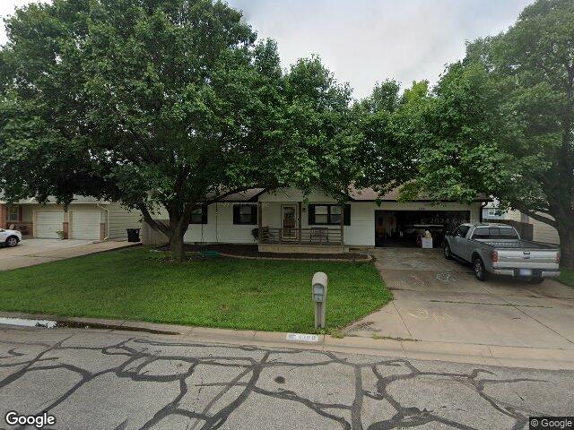 1300 e ellsworth ave, salina,  KS 67401