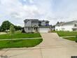 1105 parkview ln, ely,  IA 52227