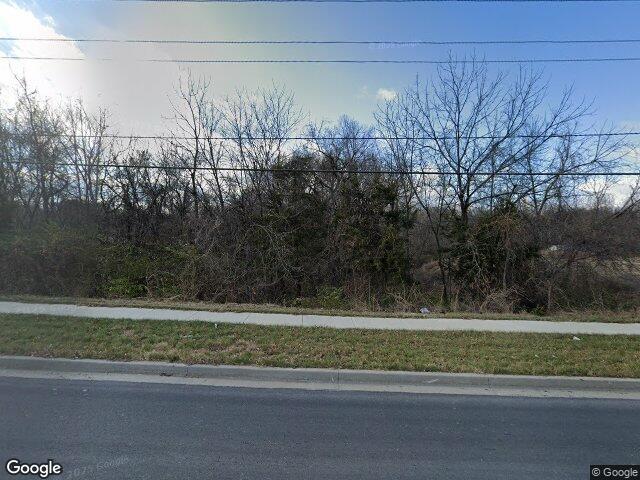 7800 n oak trafficway, kansas city,  MO 64118