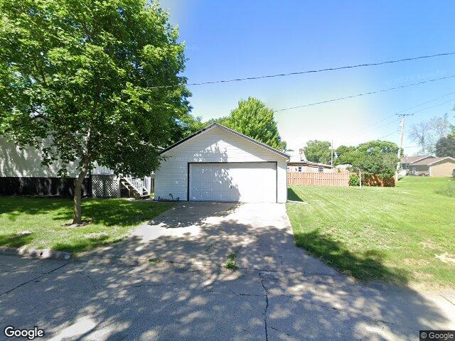 504 2nd ave nw, mount vernon,  IA 52314