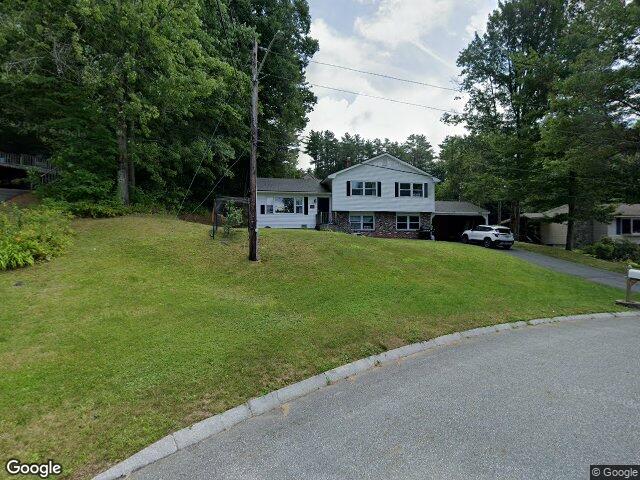 20 tenley dr, west lebanon,  NH 03784