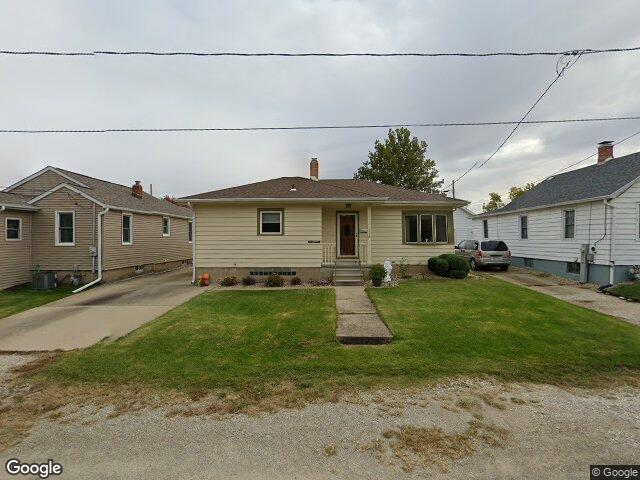 318 24th ave, ottawa,  IL 61350