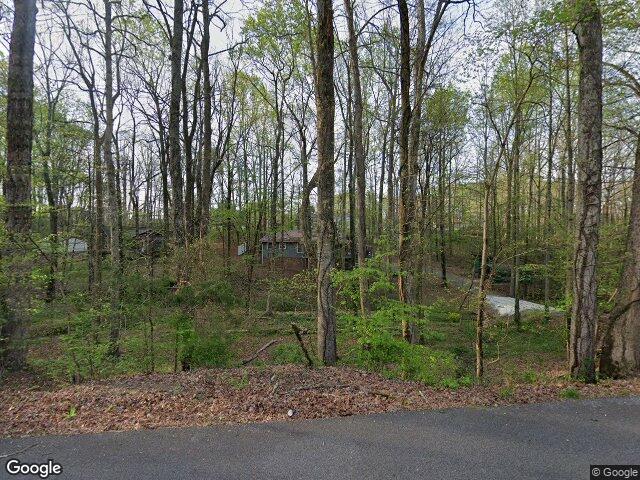 403 oakwood dr, lawrenceburg,  TN 38464
